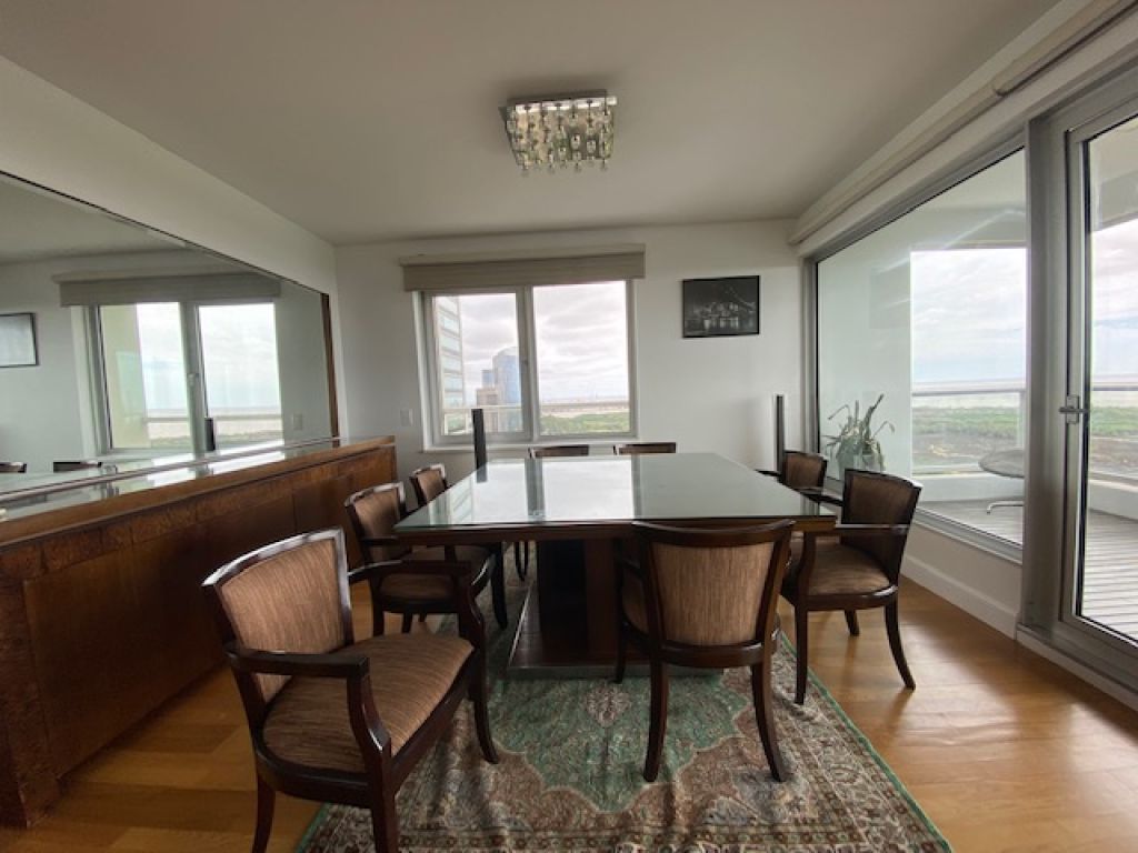 Venta Piso Alto, Vista Al Río, Le Parc, cochera y baulera. PM3020